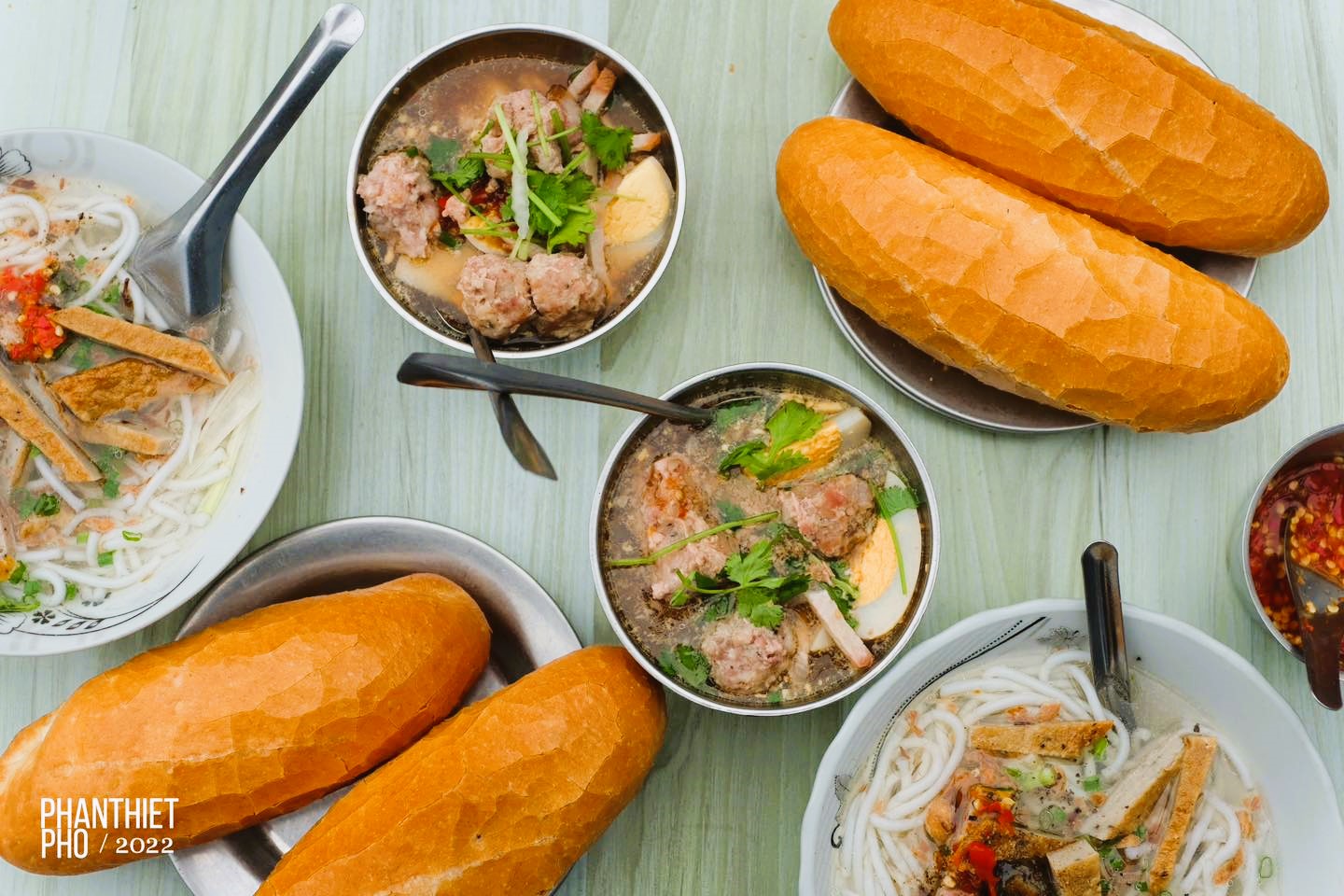 bánh mì chấm xíu mại